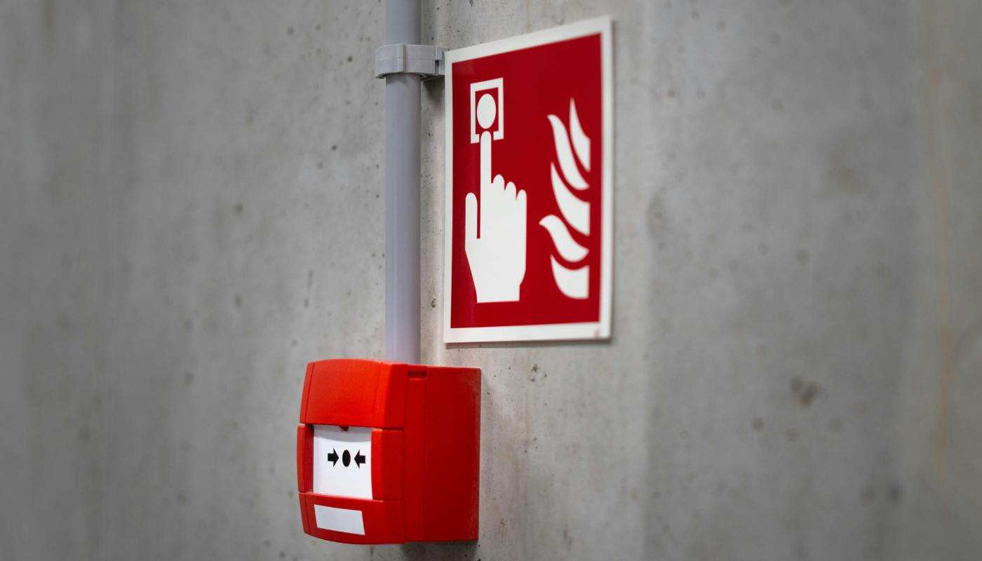fire alarm button