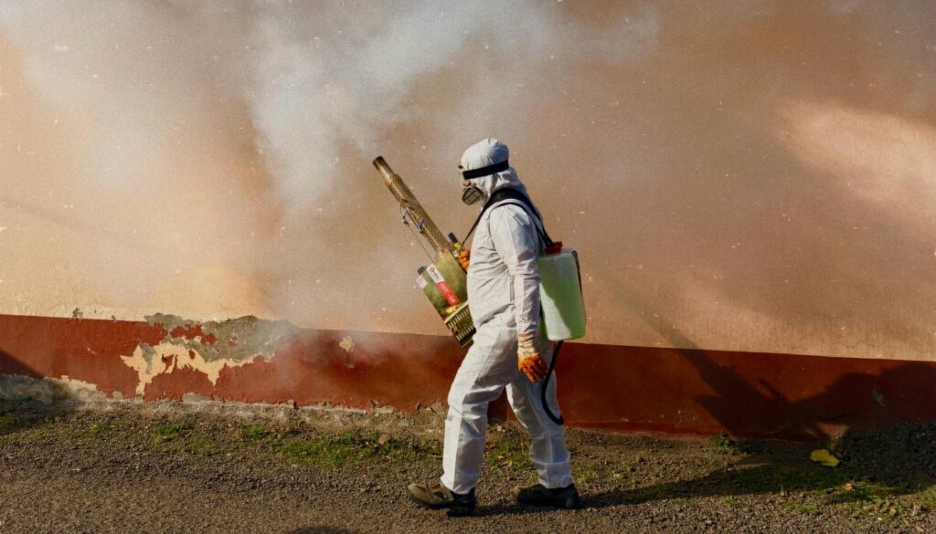 pest control specialist